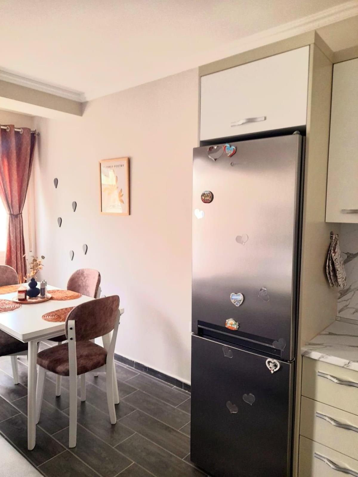 Azure Sands Apartment Golem (Tirana)